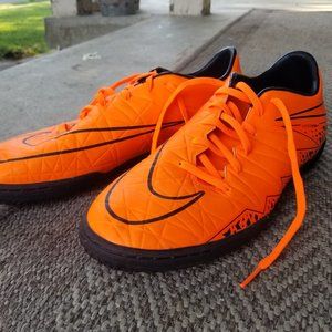 NIKE Hypervenom - Indoor Soccer Cleats - Orange
